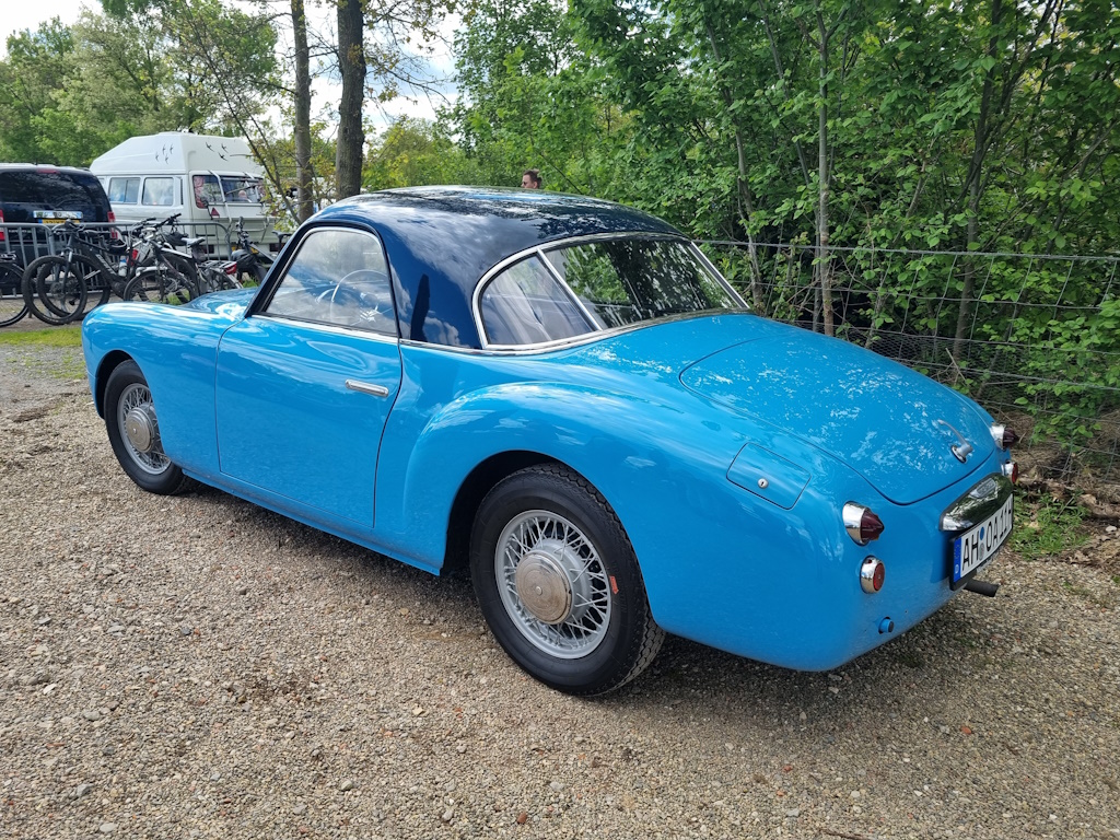 Simca2.jpg